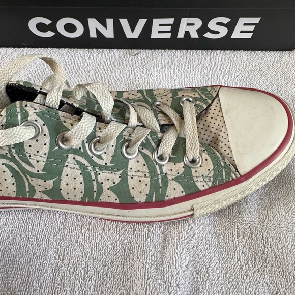 MCM Cat Converse woman’s size 9 - Picture 2 of 5